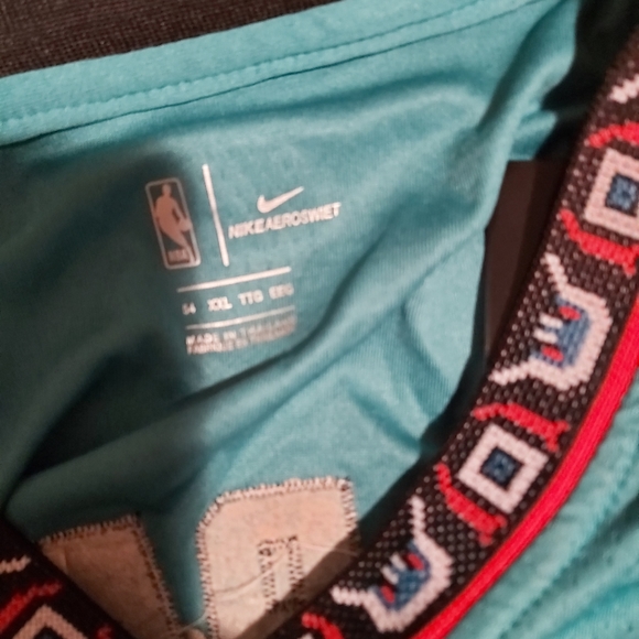 Vancouver jersey - Picture 2 of 2